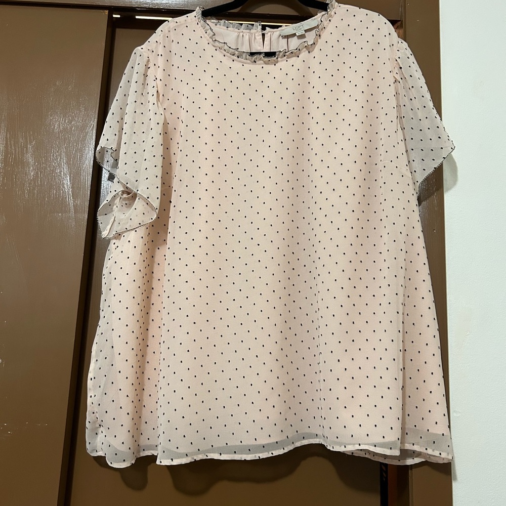 Size 26 Loft Brand Pale Pink Blouse witt Textured Black Dots